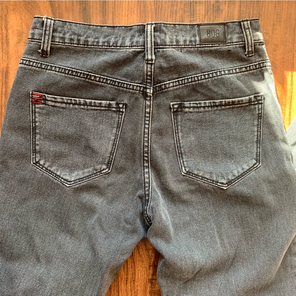 BDG High Rise Mom Jeans | Size 26 - Picture 5 of 5